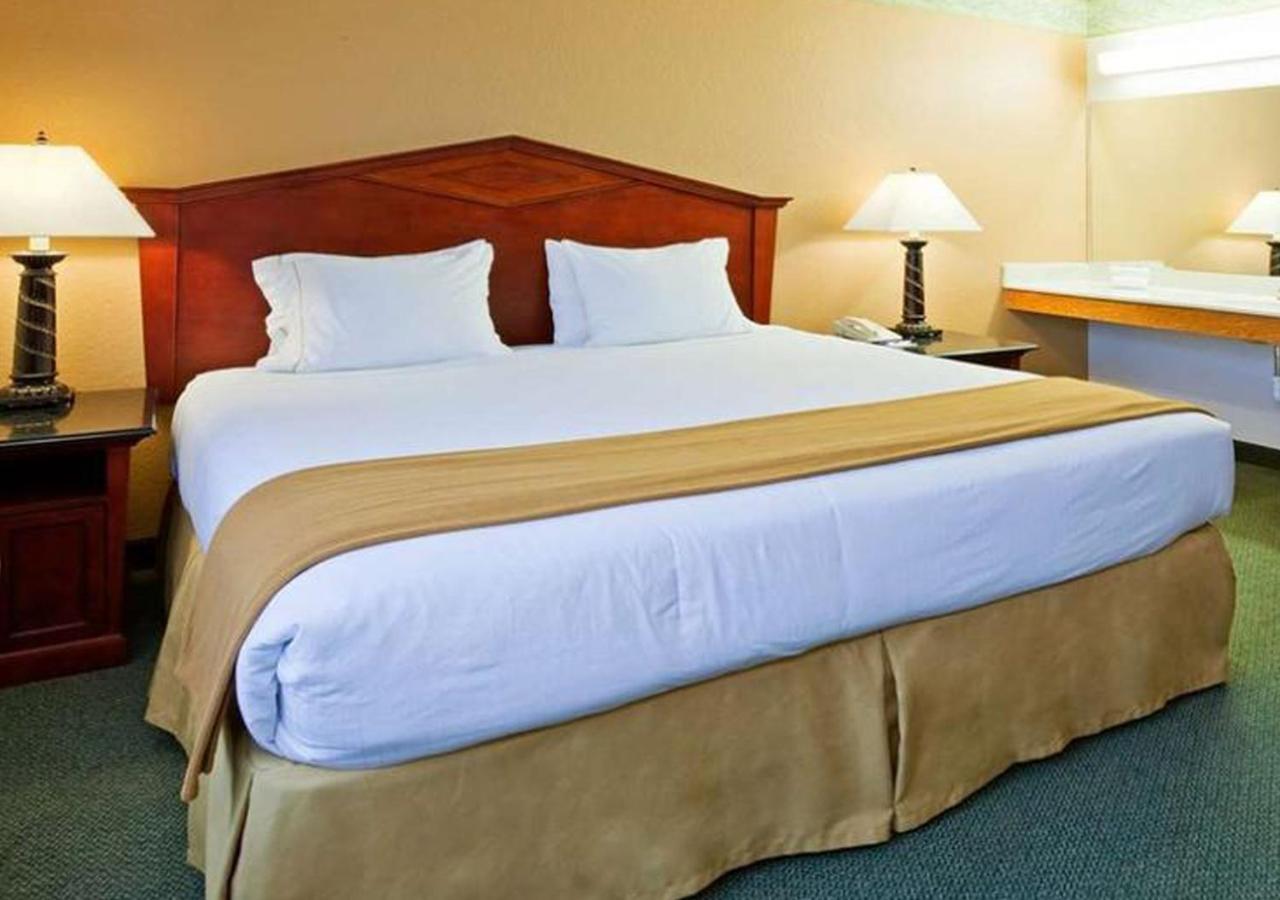 Norwood Inn & Suites Eagan St Paul & Mall Of America 외부 사진