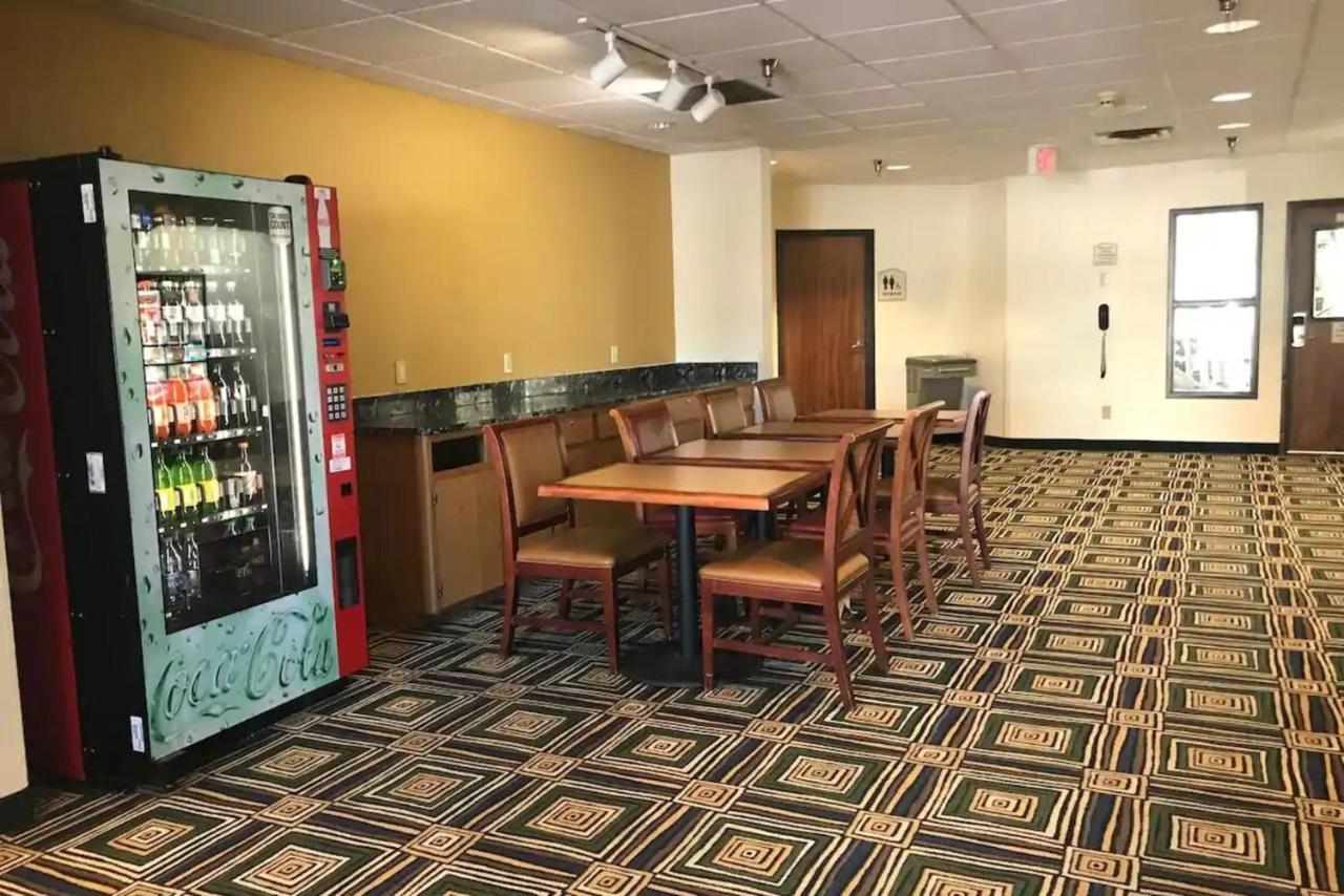 Norwood Inn & Suites Eagan St Paul & Mall Of America 외부 사진